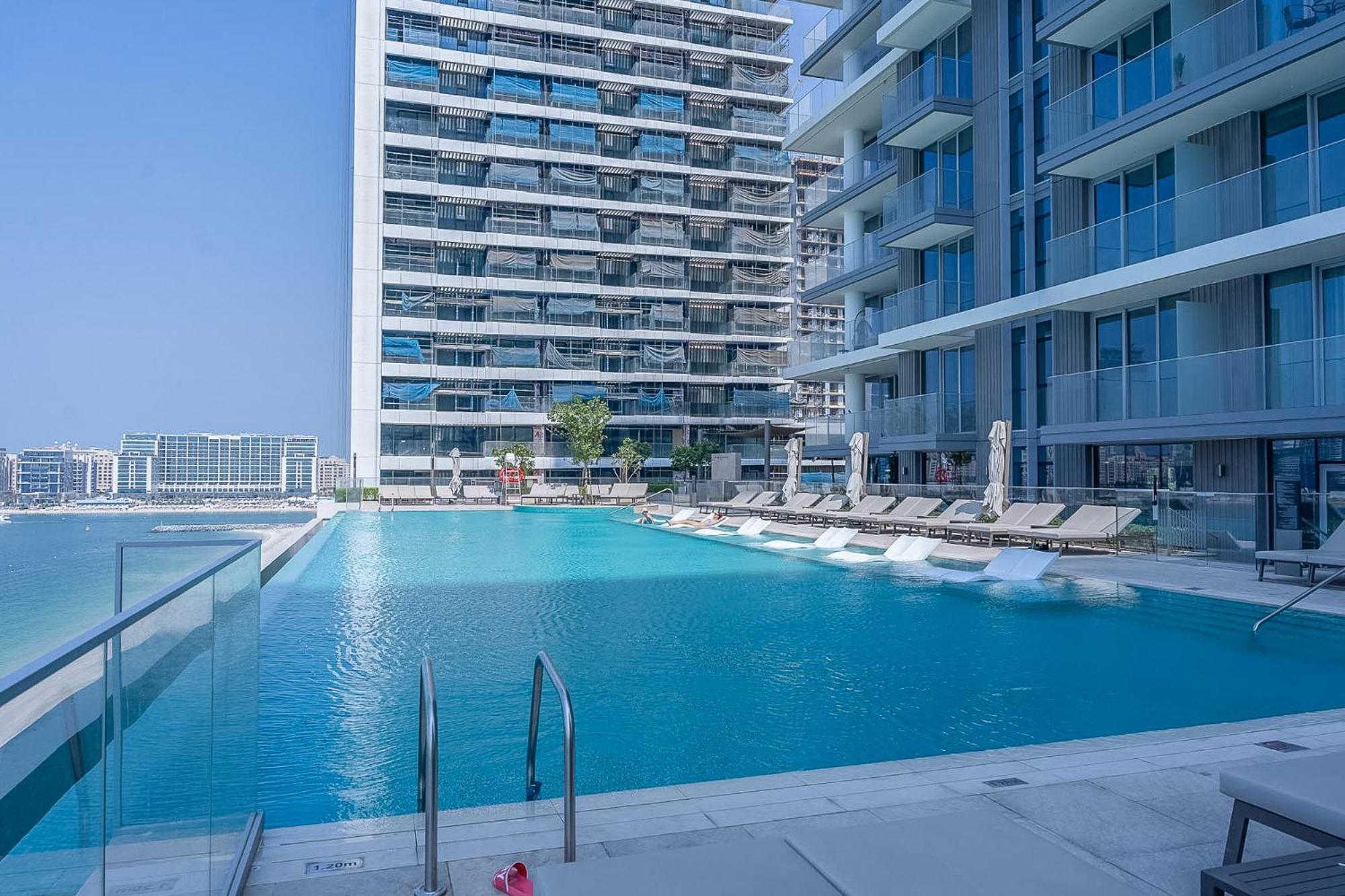 Palm View Paradise 3 Bed W Private Apartment *